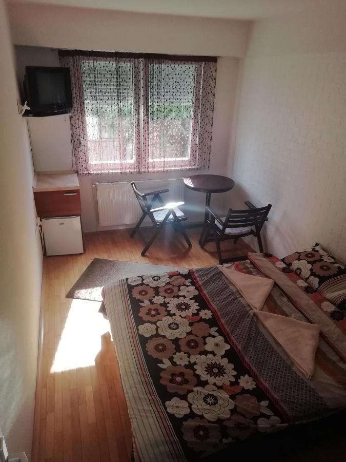 Toshe Apartment โอครีด ภายนอก รูปภาพ